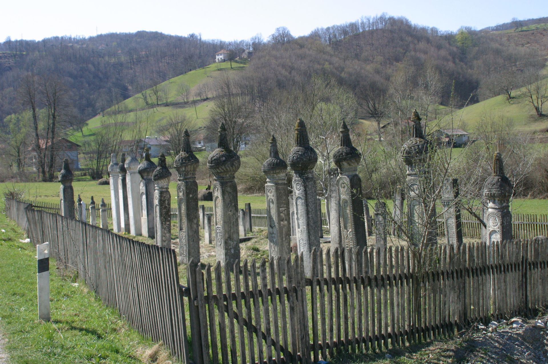 Kajtazovića nišani, Donja Lučka, grobljanska cjelina